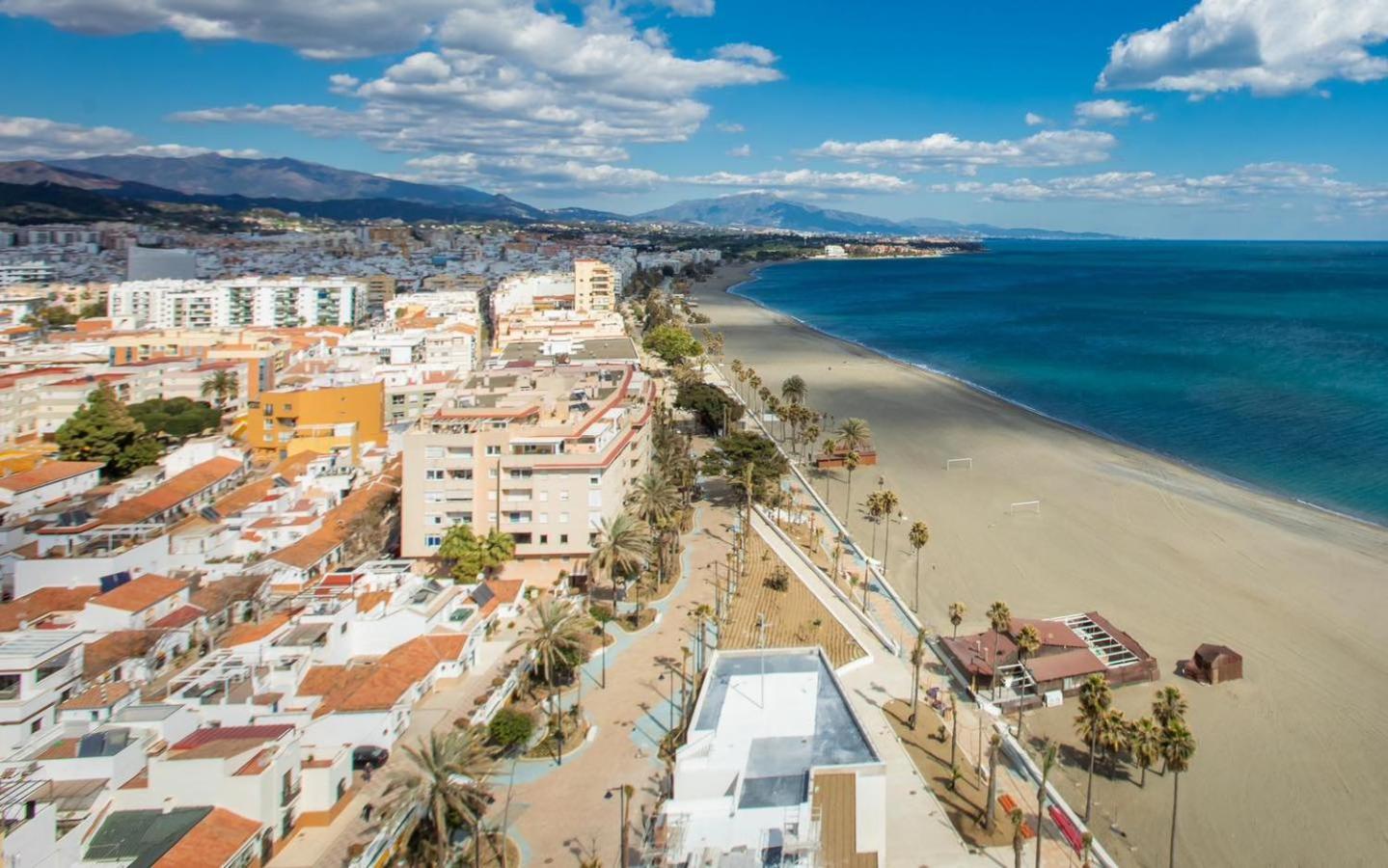 Moderno Piso Centrico 3 Habitaciones Junto Al Mar เอสเตโปนา ภายนอก รูปภาพ