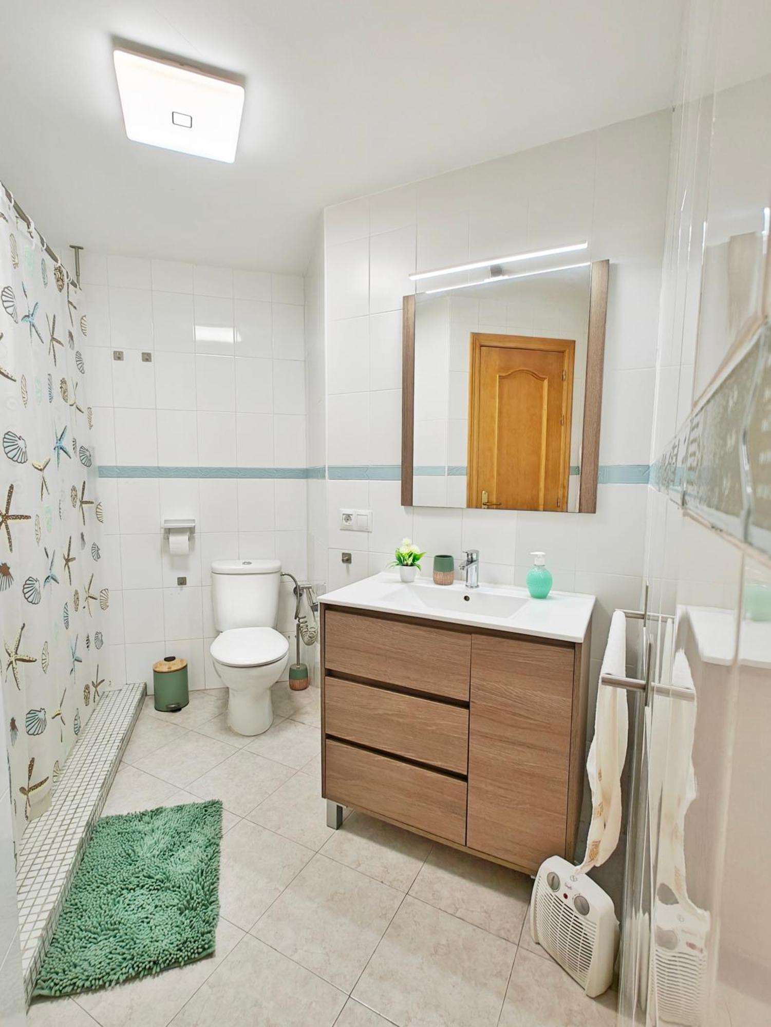 Moderno Piso Centrico 3 Habitaciones Junto Al Mar เอสเตโปนา ภายนอก รูปภาพ