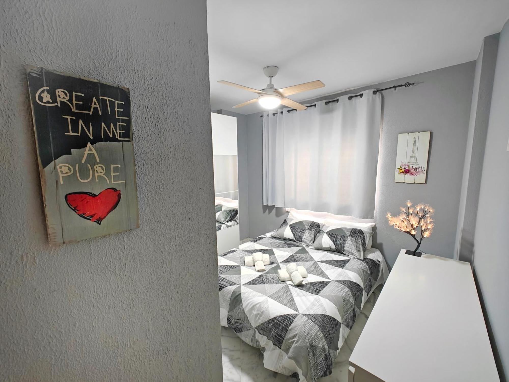 Moderno Piso Centrico 3 Habitaciones Junto Al Mar เอสเตโปนา ภายนอก รูปภาพ